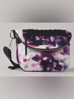 🦄 Rare Print 🦄 Lululemon All Night Festival Bag *5L